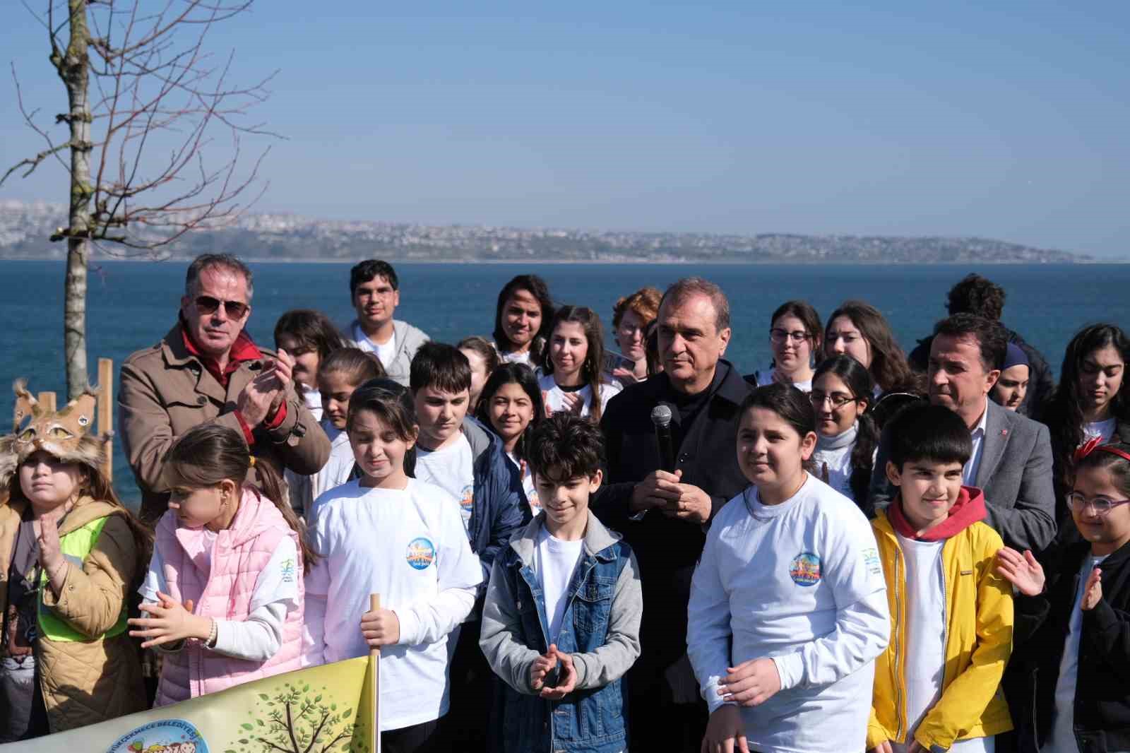 buyukcekmecede orman haftasinda 100 fidan toprakla bulusturuldu 3