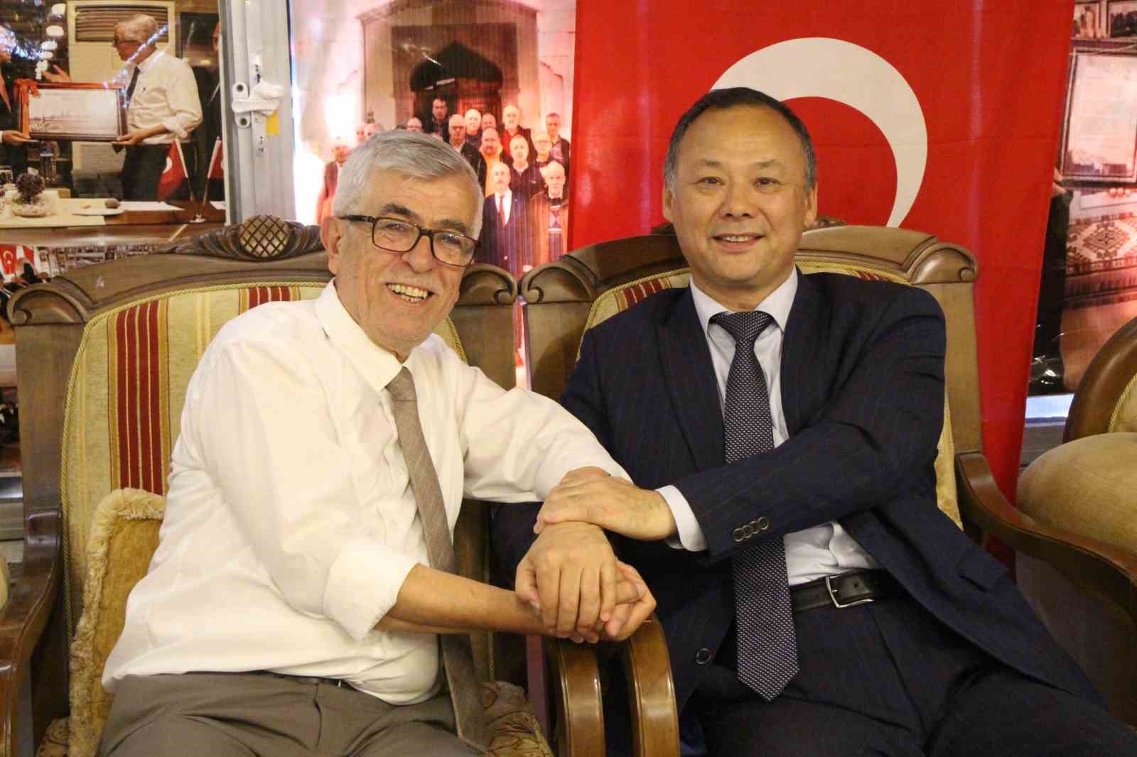 buyukelci kazakbayev kirgizistan ile turkiye arasindaki ticaret hacmi hedefi 5 milyar dolar 1 a2njaiam