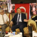 buyukelci-kazakbayev-kirgizistan-ile-turkiye-arasindaki-ticaret-hacmi-hedefi-5-milyar-dolar-3HxtFP9k.jpg