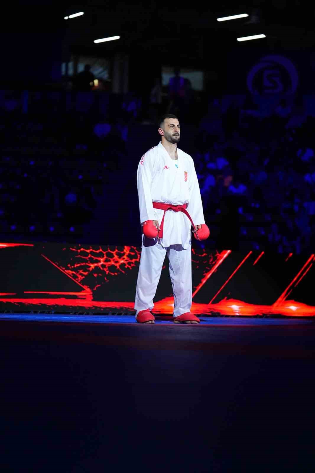 buyukler avrupa karate sampiyonasinda ugur aktastan gumus madalya 2 tarEuiHt