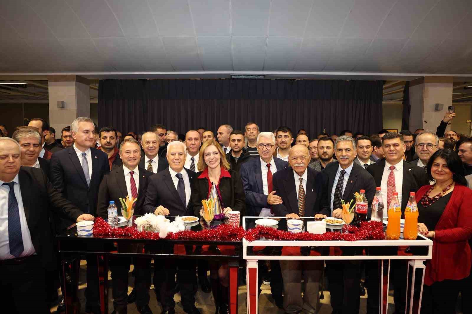 buyuksehir ailesi yeni yili birlikte kutladi 0 GYZJLgqG