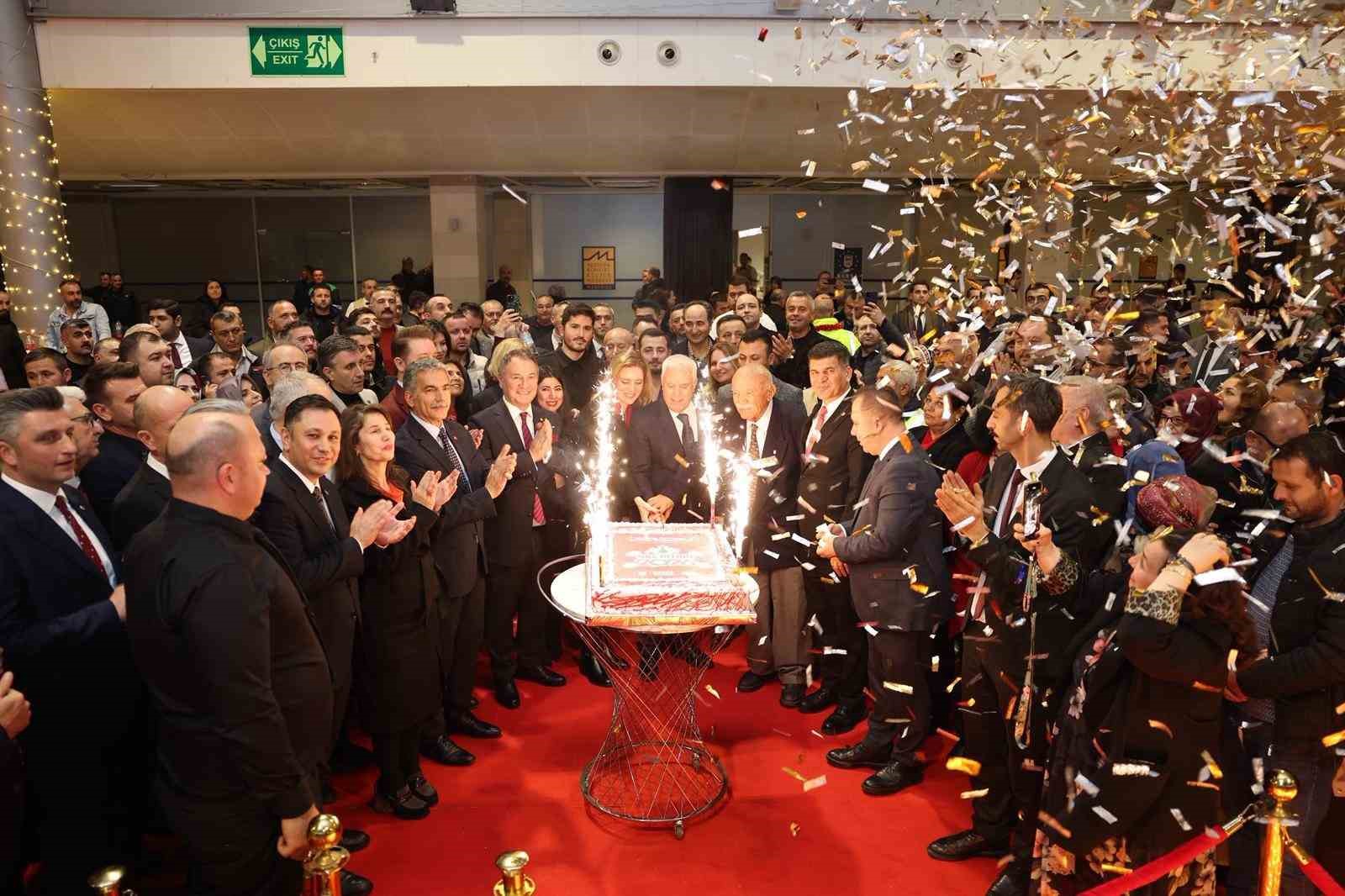 buyuksehir ailesi yeni yili birlikte kutladi 4 g22k5TOK