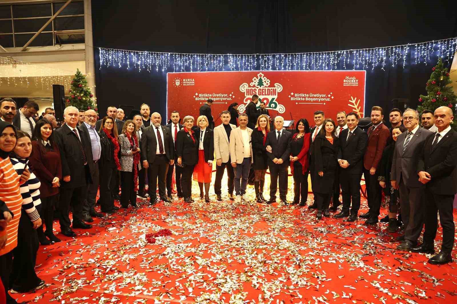 buyuksehir ailesi yeni yili birlikte kutladi 5 VmJGvcgs