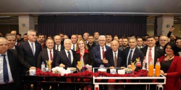 buyuksehir-ailesi-yeni-yili-birlikte-kutladi-Q3QPvMqp.jpg
