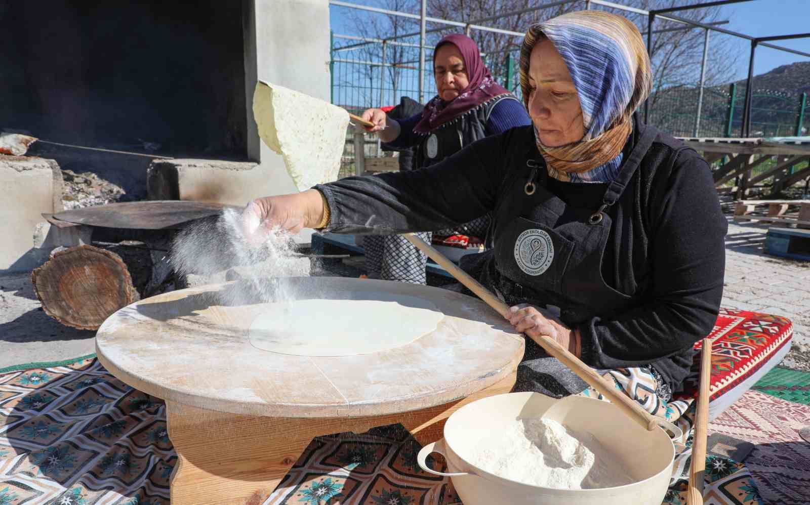 buyuksehir belediyesinin kadinlara yonelik destekleri istihdama donusuyor 1 X1S14gLf
