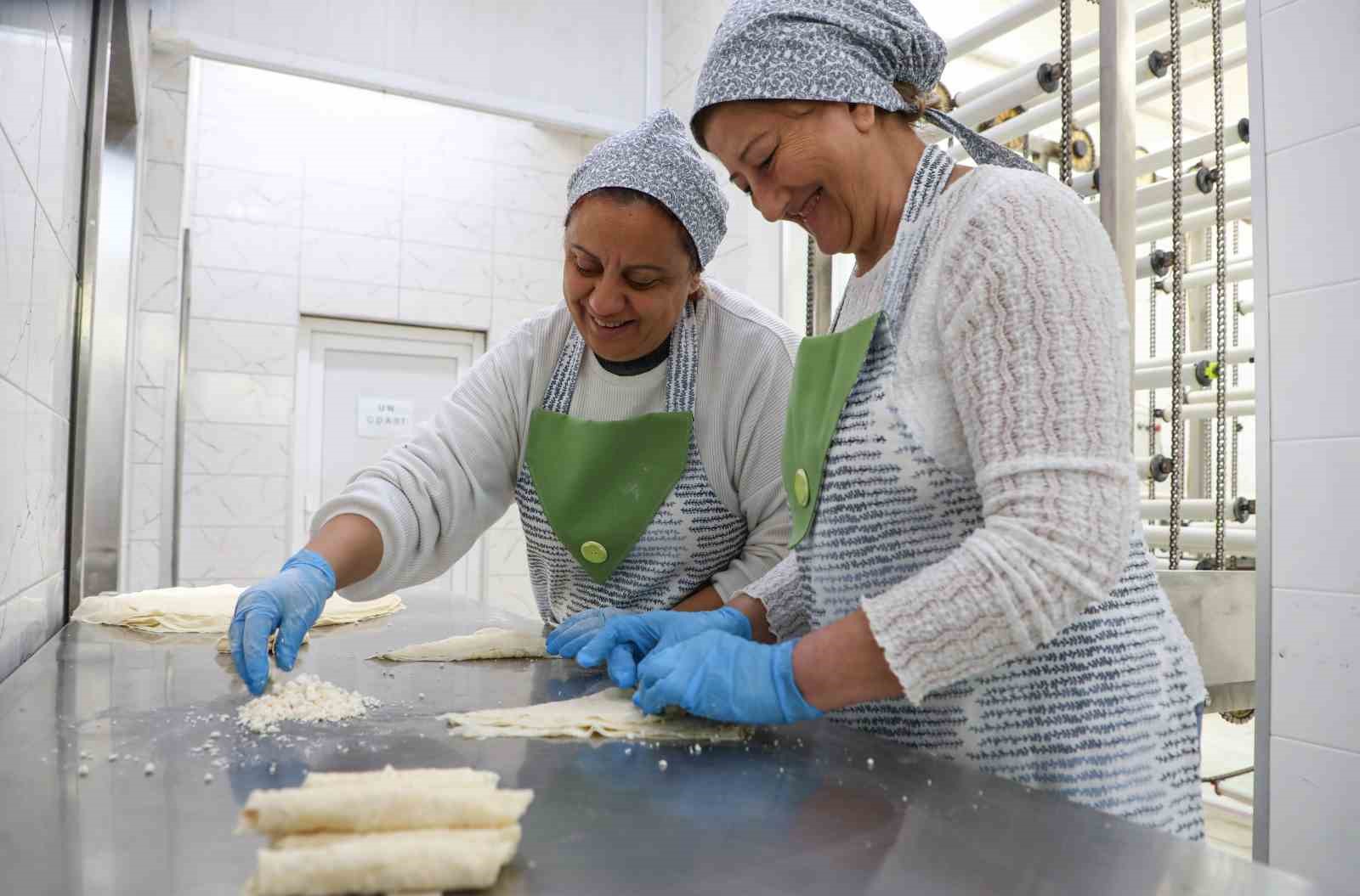 buyuksehir belediyesinin kadinlara yonelik destekleri istihdama donusuyor 3 3Z4uwP2k