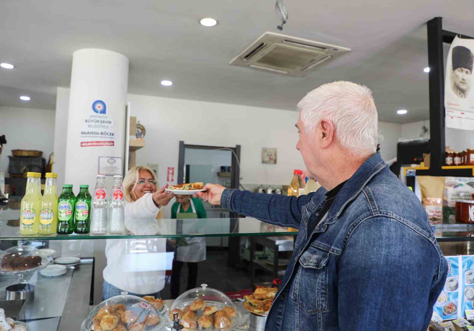 buyuksehir belediyesinin kadinlara yonelik destekleri istihdama donusuyor 7 iil347af