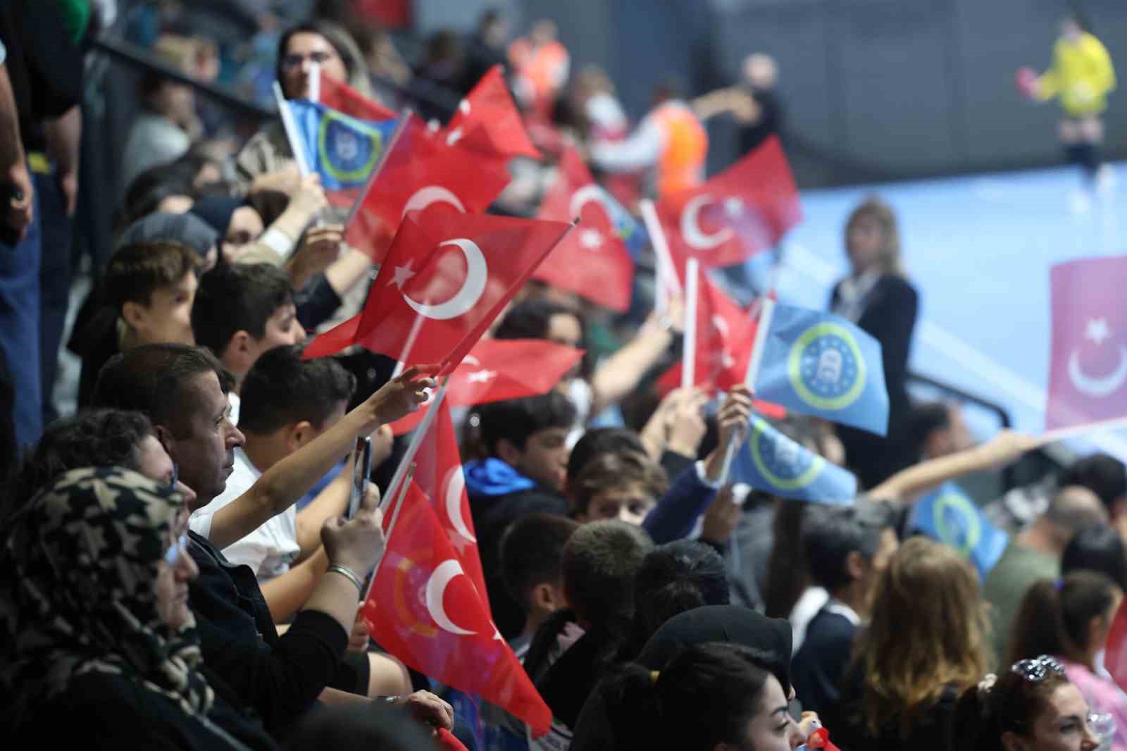 Büyükşehir Belediyespor, Ehf Avrupa Kupası’nda tur kapısını araladı 5 buyuksehir belediyespor ehf avrupa kupasinda tur kapisini araladi 1 6GiEJWes