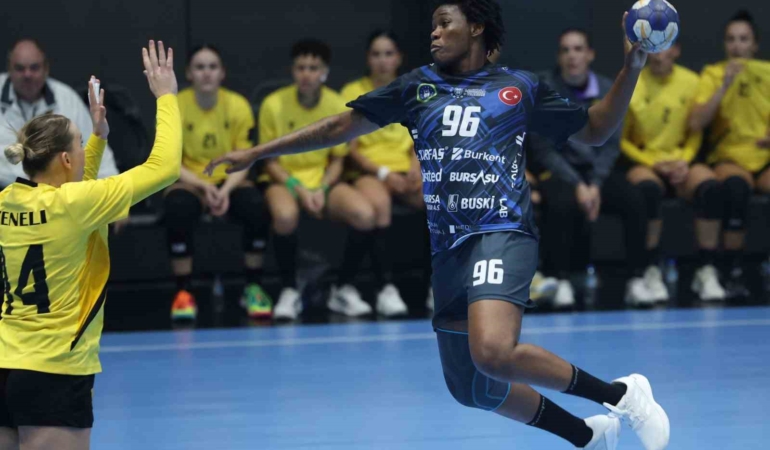 buyuksehir-belediyespor-ehf-avrupa-kupasinda-tur-kapisini-araladi-81YzFRvD.jpg