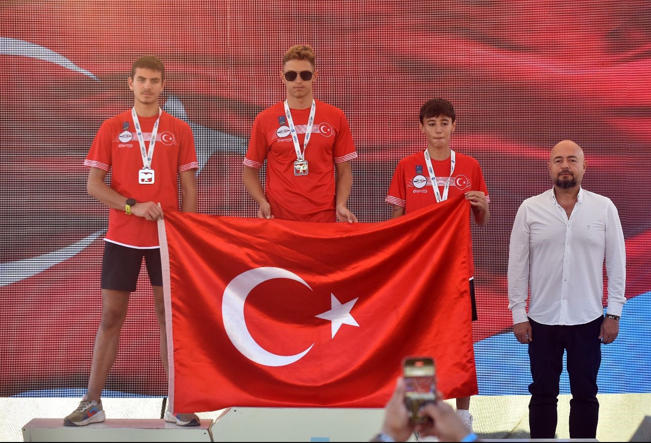 buyuksehir belediyesporlu kurtulandan 4 avrupa sampiyonlugu 3 2NDQtTcn