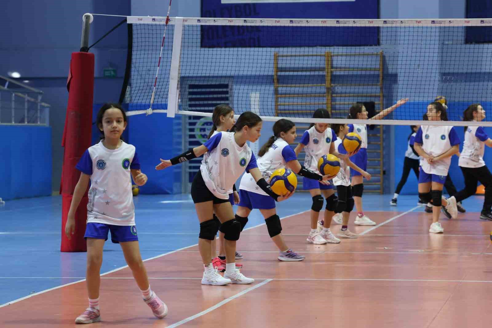 buyuksehir kis okullarinda sertifika heyecani 2 iUQGDRdc