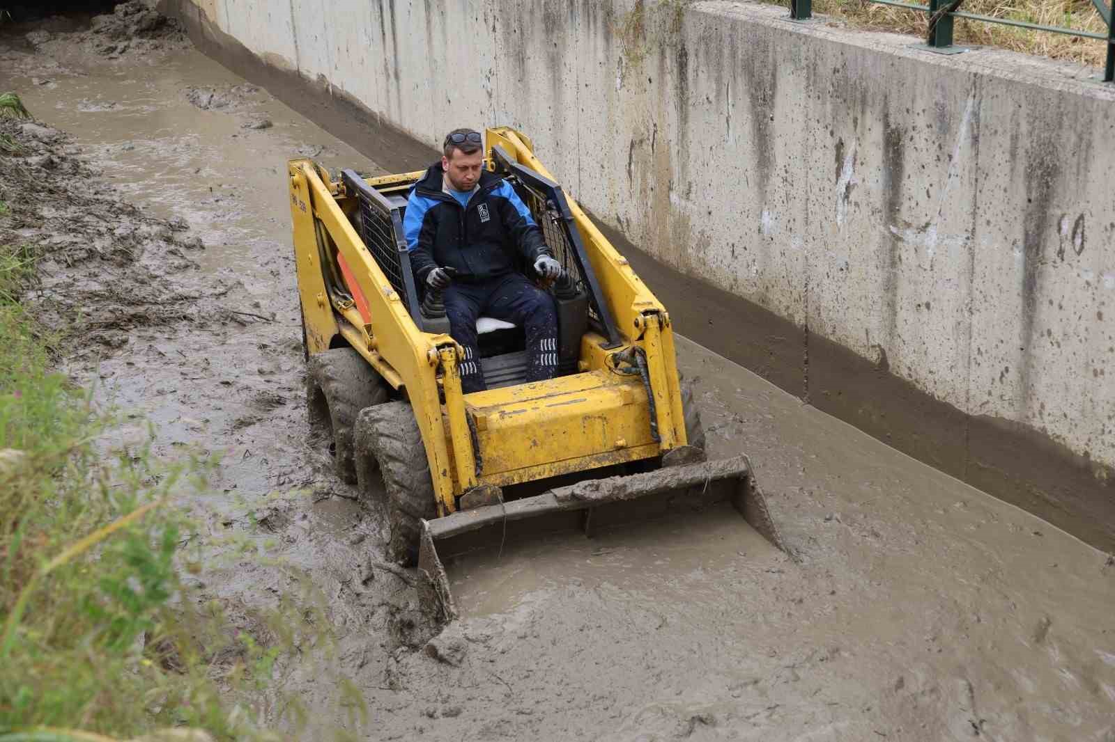 buyuksehir niluferin derelerini islah ediyor 5 UjOguHS3