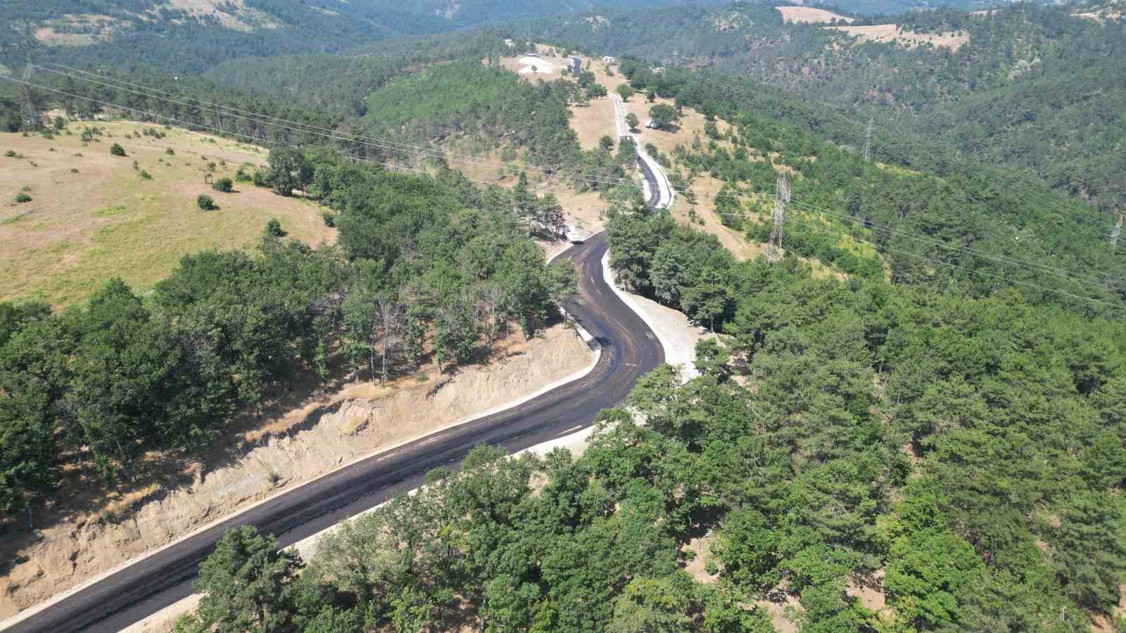 Büyükşehir, Osmangazi’nin Dağakça yolunu yeniledi 5 buyuksehir osmangazinin dagakca yolunu yeniledi 1 SD531twF