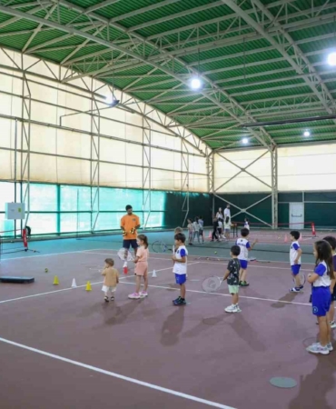 buyuksehir-yaz-spor-okullari-ilk-donemini-tamamladi-S3qsU8nR.jpg