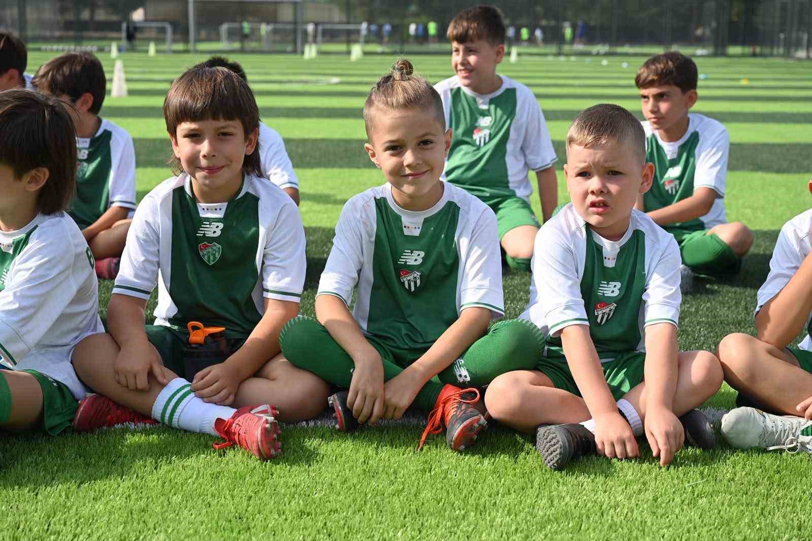 buyuksehirden bursasporun gelecegine yatirim 5 hYXJuF8A
