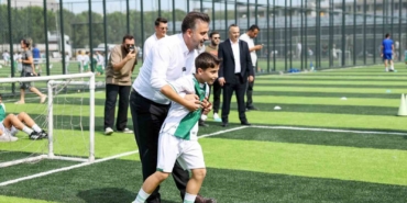 buyuksehirden-bursasporun-gelecegine-yatirim-pcmtQCjv.jpg