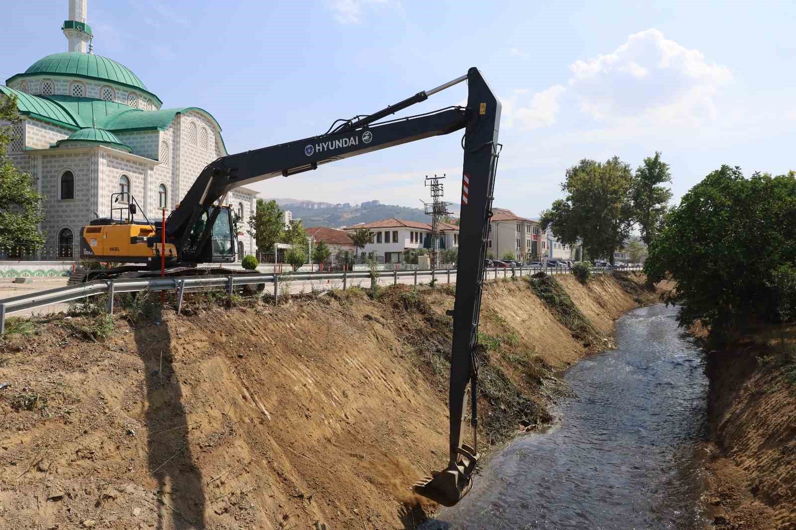 buyuksehirden derelerde temizlik seferberligi 2 6sMqasSk