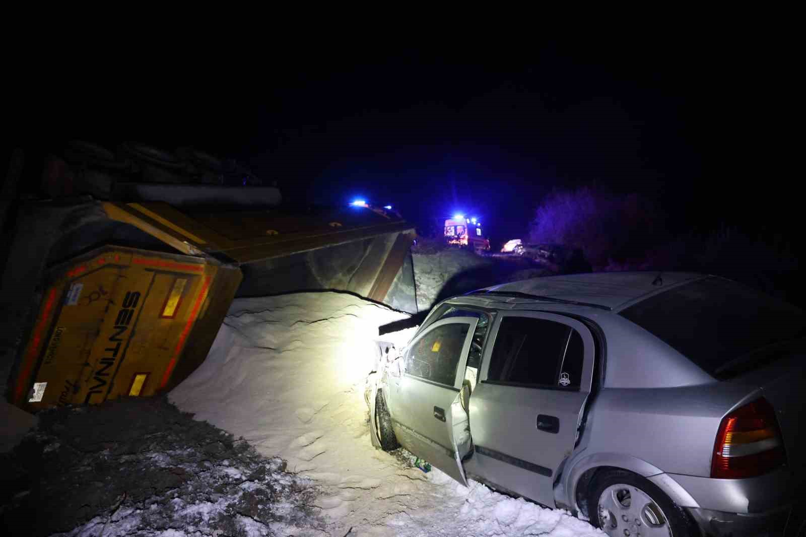 buzlanma kazalari da beraberinde getirdi 6 kazada 12 kisi yaralandi 1 OjdCPXRE