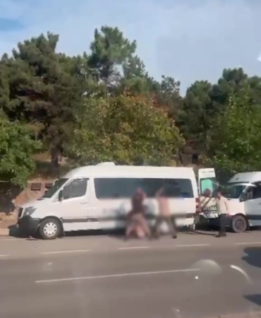 cadde-ortasinda-dehset-anlari-demir-sopalarla-darp-ettiler-iWNrkXzq.jpg