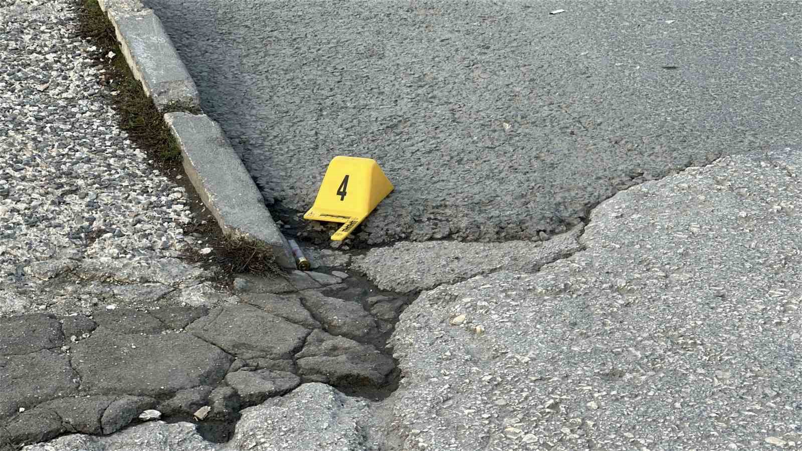 Caddede kovaladığı şahsı tüfekle vurdu 5 caddede kovaladigi sahsi tufekle vurdu 1 1fHrZGhn