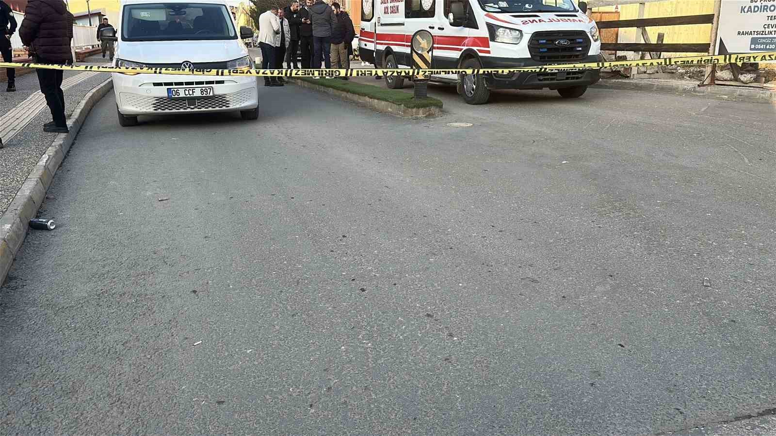 Caddede kovaladığı şahsı tüfekle vurdu 10 caddede kovaladigi sahsi tufekle vurdu 6 uKyMpUn3