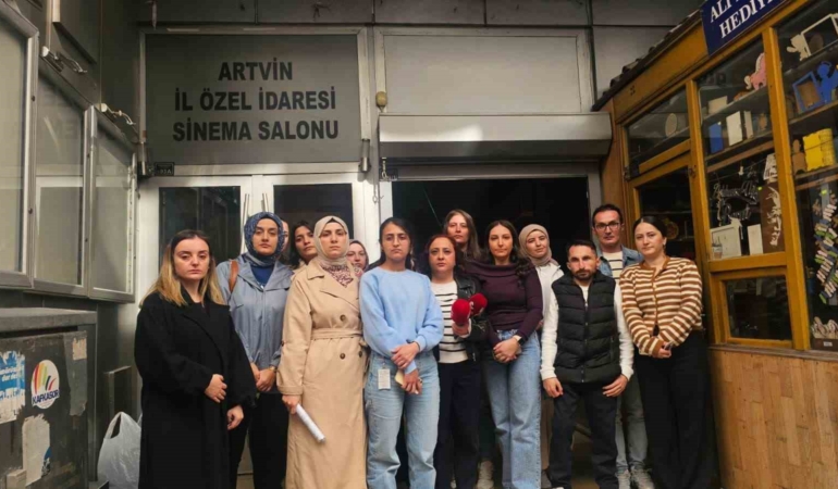 cagri-merkezi-calisanlarindan-gorev-yeri-degisikligine-tepki-77YRbY24.jpg
