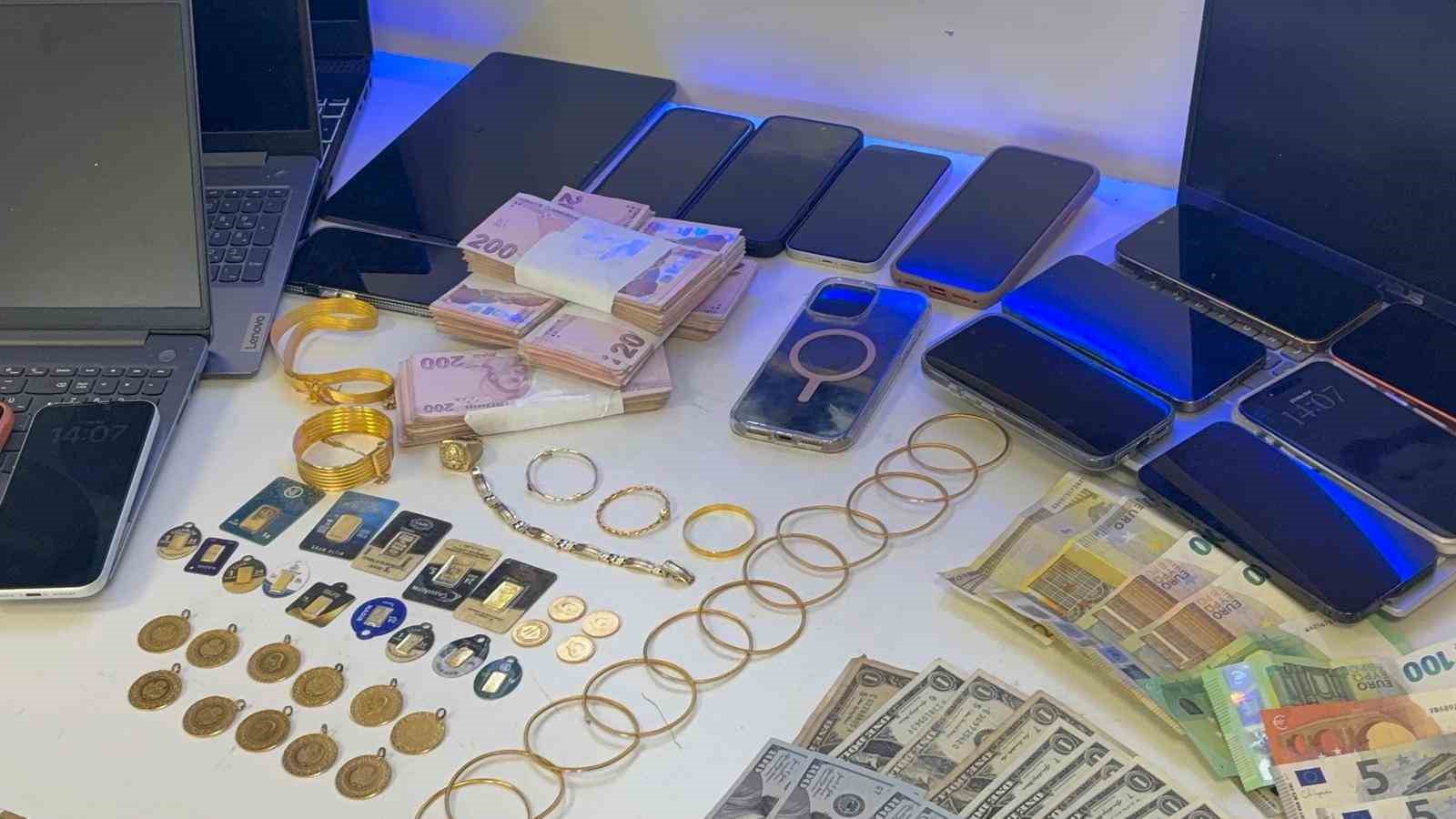 cagri merkezi dolandiricilari vatandasin kisisel verilerini panel adi verilen platformlardan ele gecirmis 2