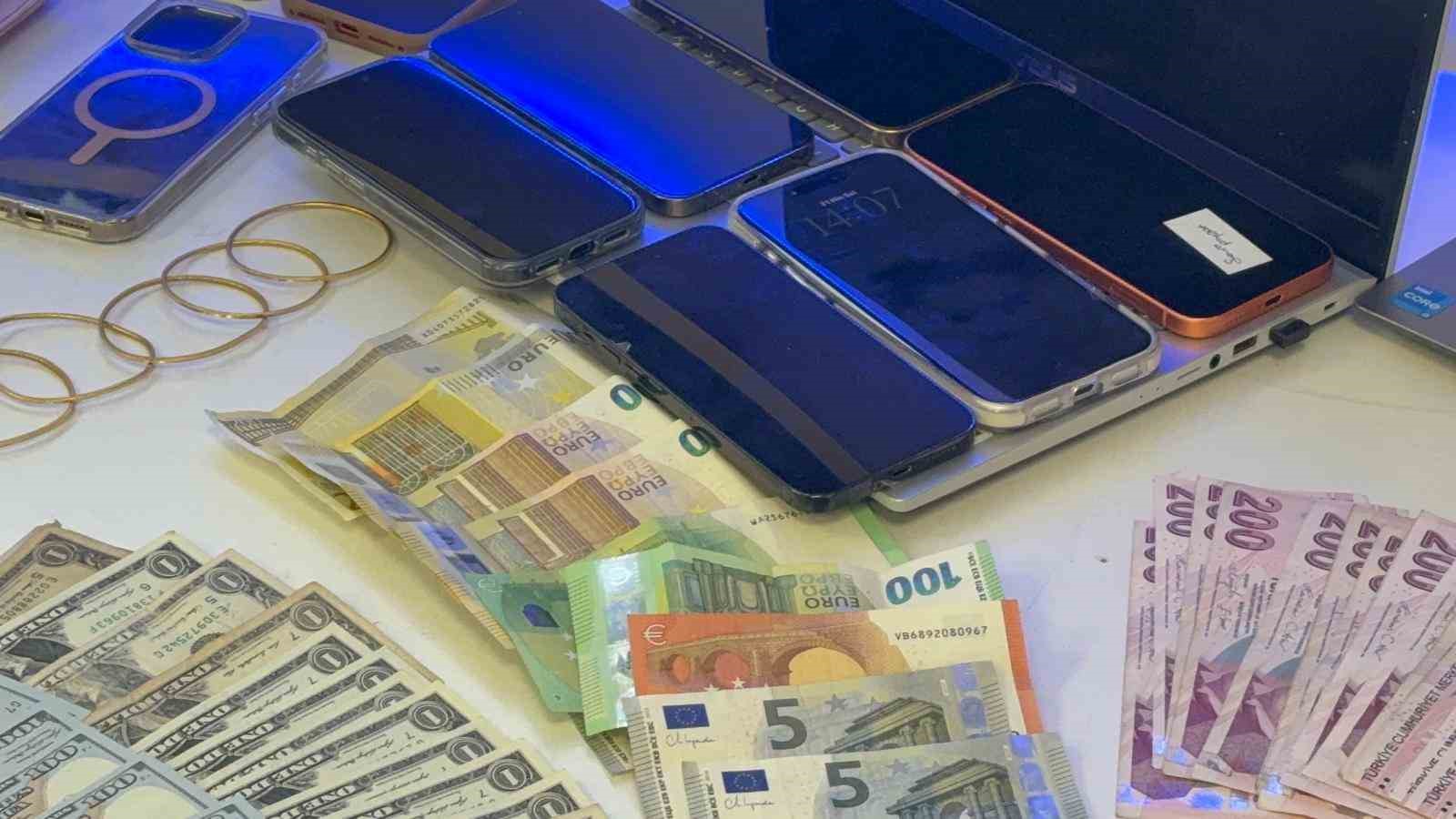 cagri merkezi dolandiricilari vatandasin kisisel verilerini panel adi verilen platformlardan ele gecirmis 3 GStT4zLi