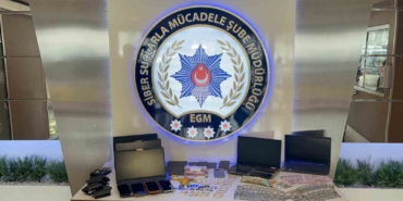cagri-merkezi-dolandiricilari-vatandasin-kisisel-verilerini-panel-adi-verilen-platformlardan-ele-gecirmis-rwWjDvxn.jpg