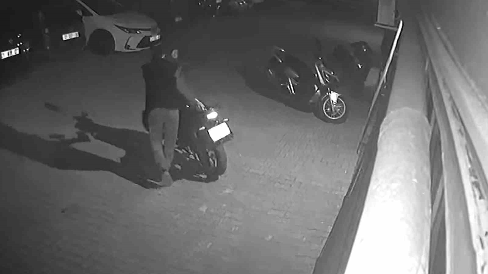caldigi motosikletle dolasirken yakalandi polise teslim etmeye gidiyordum dedi 1