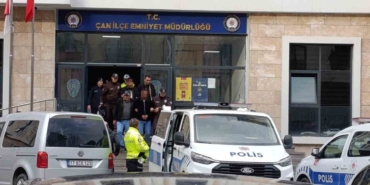 caldiklari-aracla-edremitte-yakalanan-2-supheli-tutuklandi-mHZy2T4t.jpg