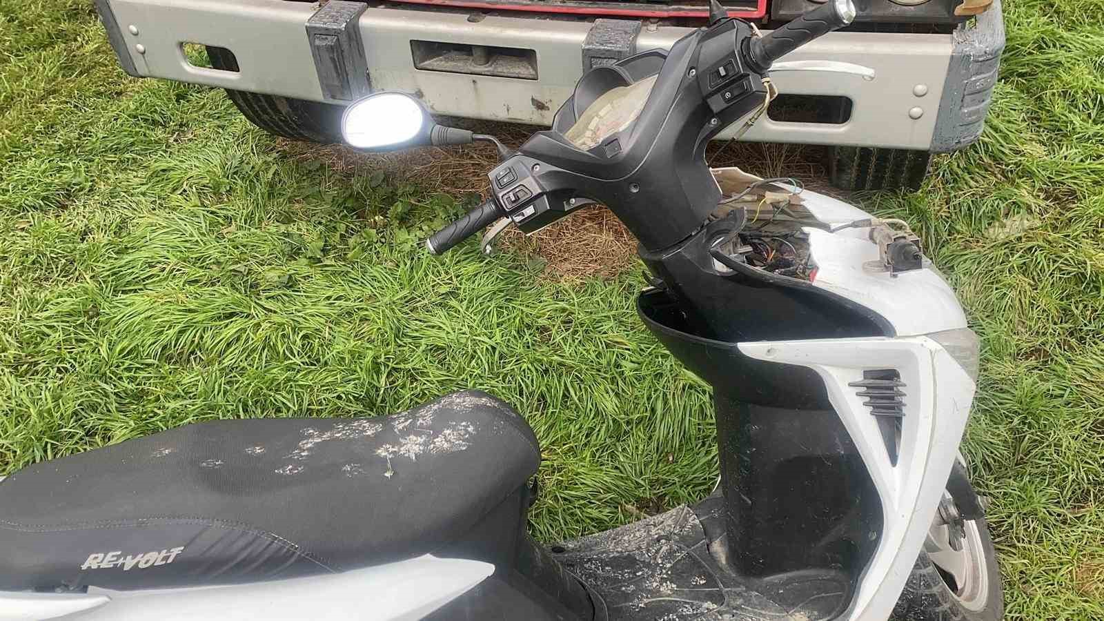 caldiklari motosikleti calistiramayan hirsizlar zarar verip birakti 3 WNLjyqep