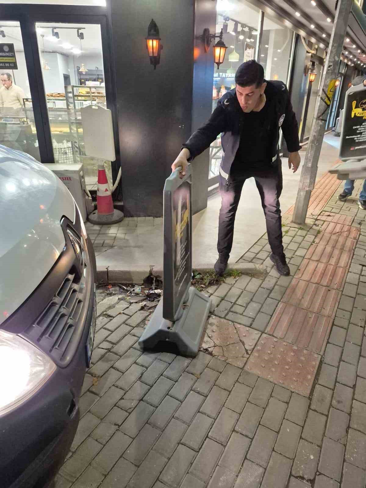 cali mahallesinde kaldirim isgallerine sabah operasyonu 2 sn15qvPi