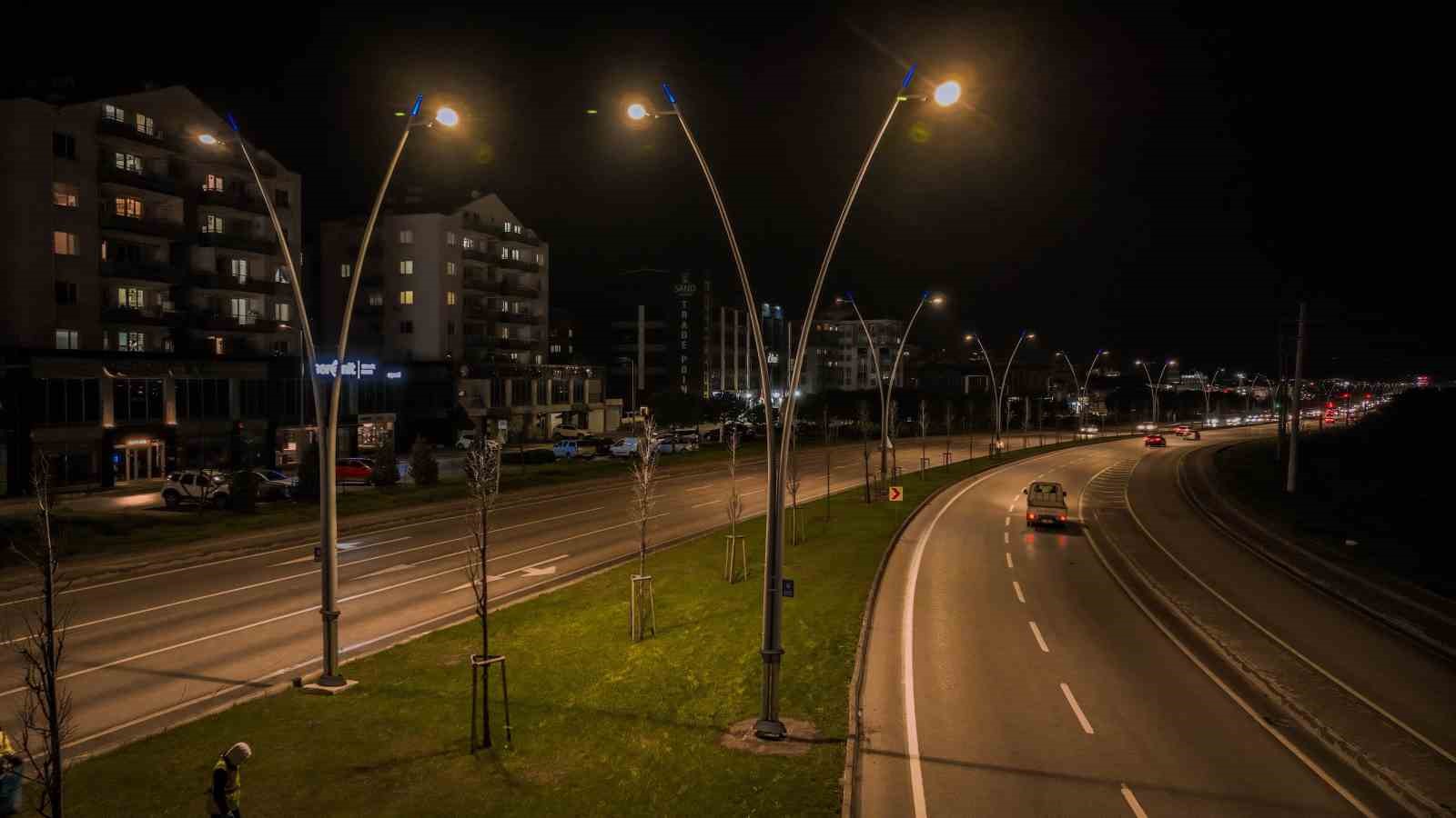 cali yolu buyuksehirle aydinlandi 0 UkKZhLK4