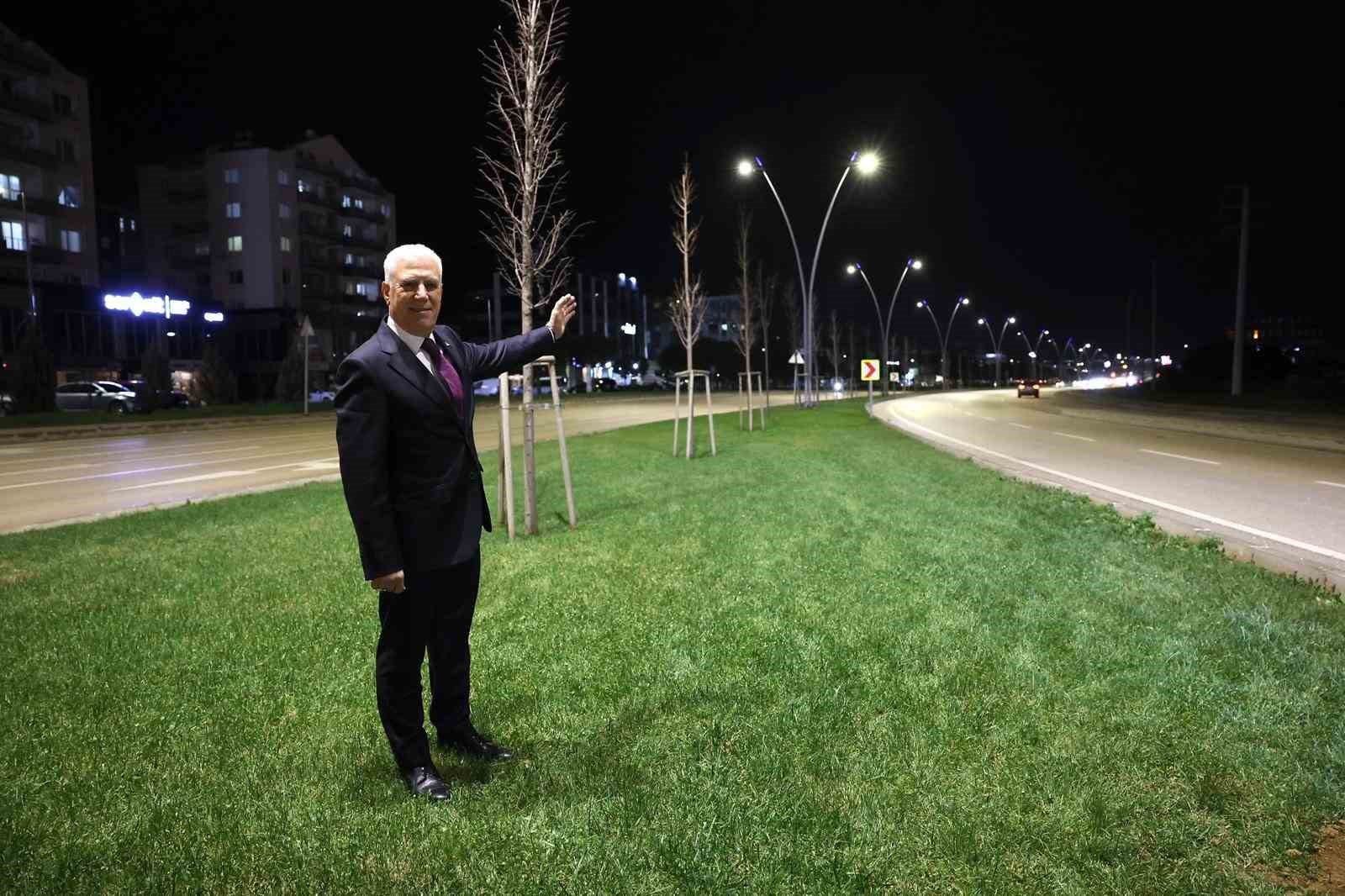 cali yolu buyuksehirle aydinlandi 1 dRmVfnjm