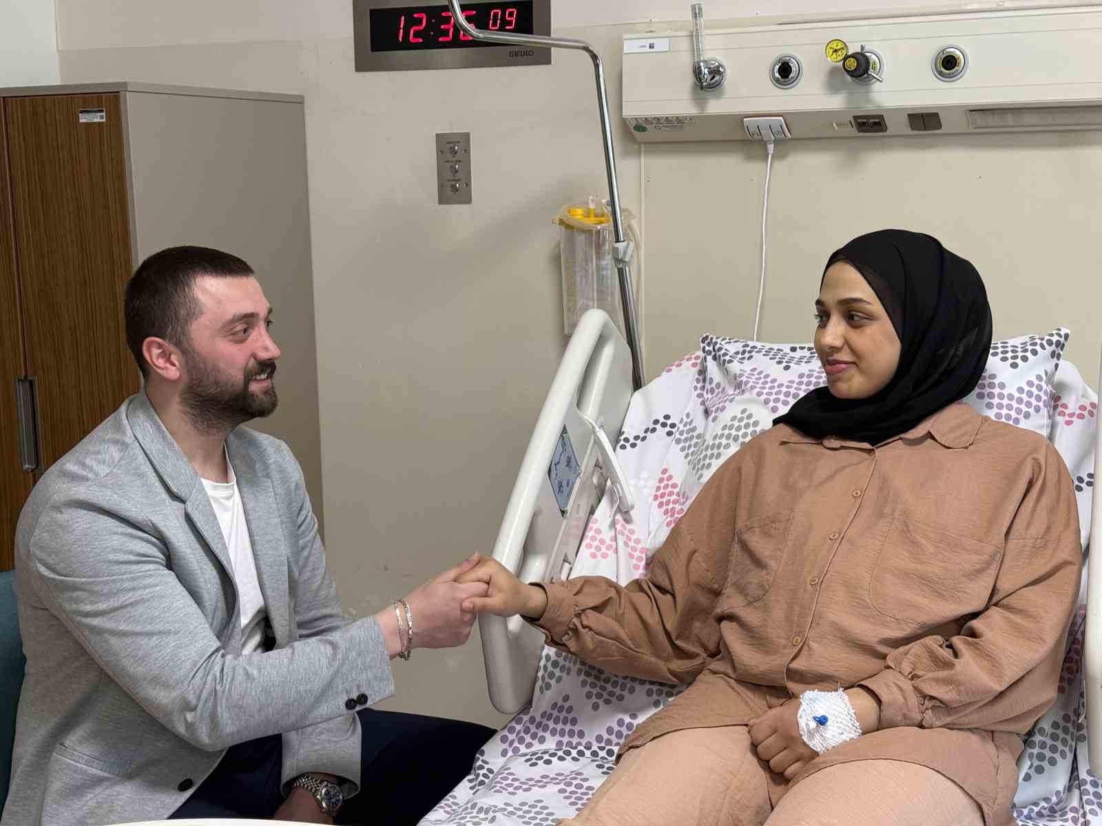 cam ve sakura sehir hastanesinde ilk suda dogum kuzey bebek saglikla dunyaya geldi 0 jRXRAZjC