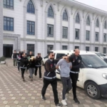 camasirhanede-1-kisinin-hayatini-kaybettigi-kavgayla-ilgili-ilk-durusma-yapildi-1-sanik-tahliye-edildi-iYzFMbwP.jpg