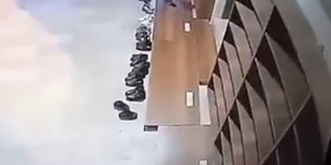 camide-ayakkabi-hirsizligi-kyXnO8Vb.jpg