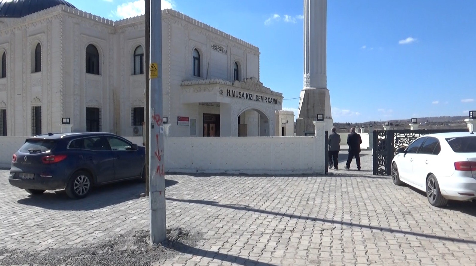 caminin tavan alcisi cemaatin ustune dustu 4 hAQYz8dR