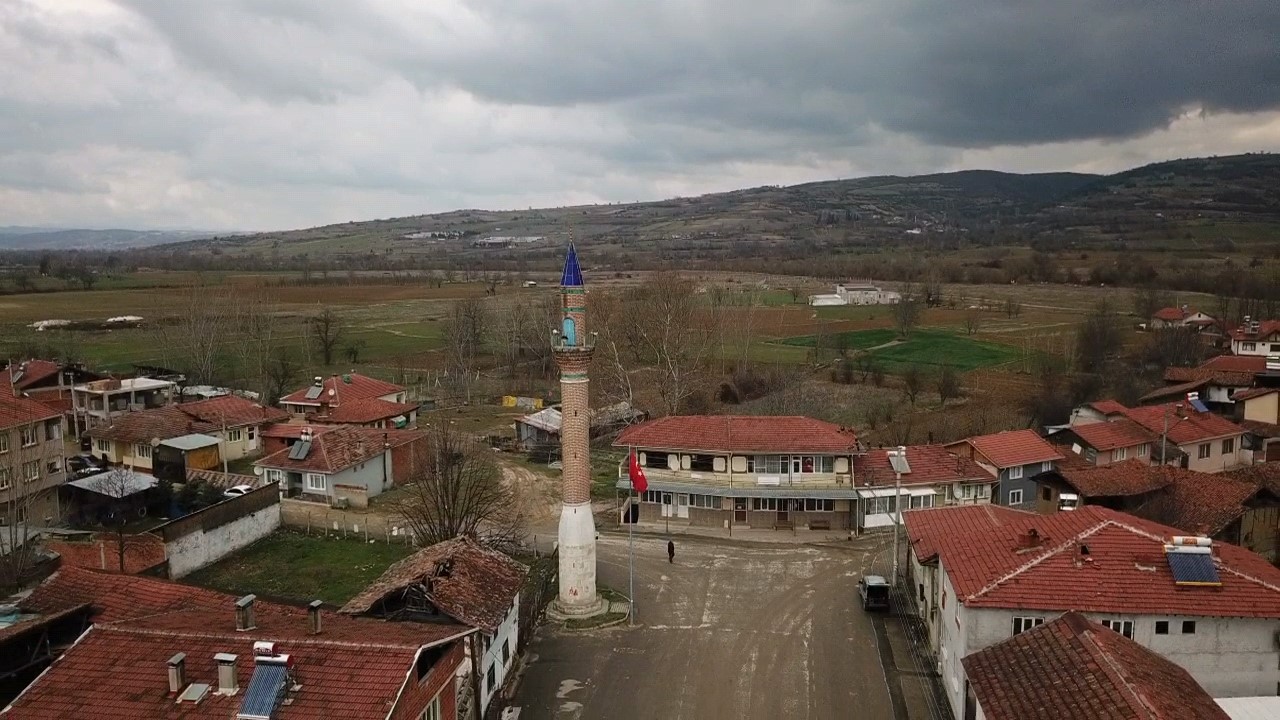 camisiz minare koyun sembolu oldu 0 9ILQeuTV