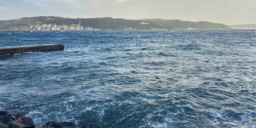 canakkale-bogaz-hattinda-feribot-seferleri-yeniden-basladi-h6qBtgfi.jpg