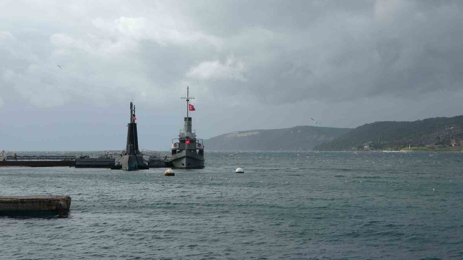 canakkale bogazi firtina nedeniyle trafige kapandi 5 ImnXO3MD