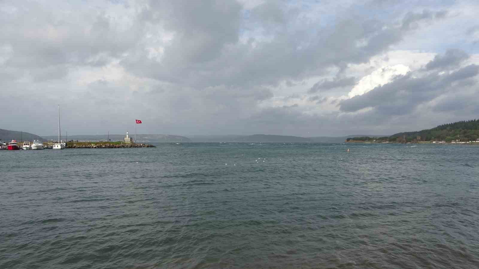 Çanakkale Boğazı lodos fırtınası nedeniyle transit gemi geçişlerine kapatıldı 13 canakkale bogazi lodos firtinasi nedeniyle transit gemi gecislerine kapatildi 9 fpbijyH7