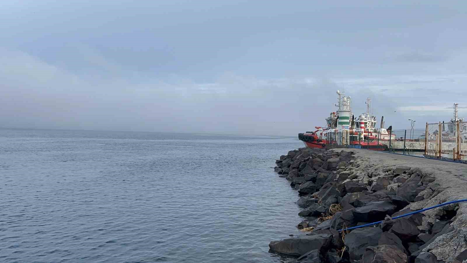 canakkale bogazi sis nedeniyle transit gemi gecislerine kapatildi 7 ZHAdpuTq