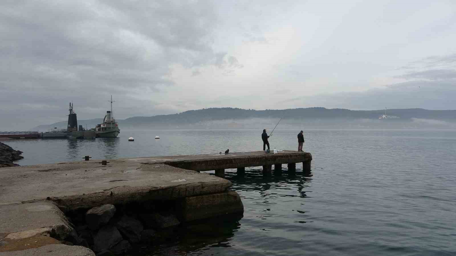 canakkale bogazi sis sebebiyle gemi gecislerine kapatildi 2 QTGbYXT4