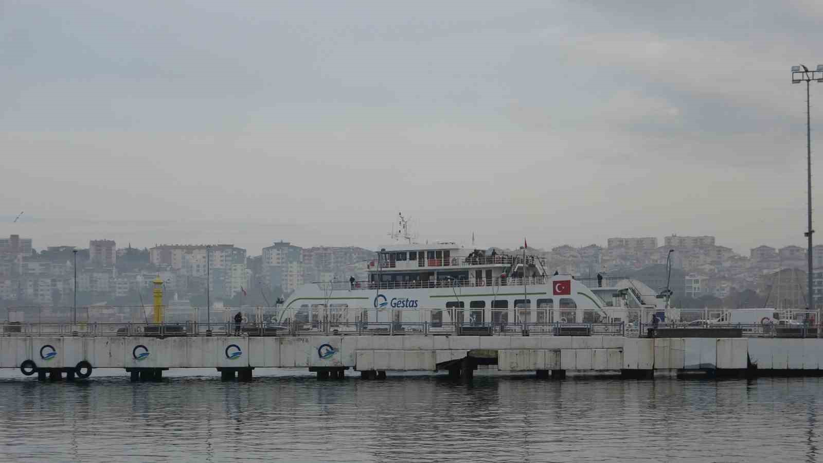 canakkale bogazi sis sebebiyle gemi gecislerine kapatildi 5 Ee8ufiRY