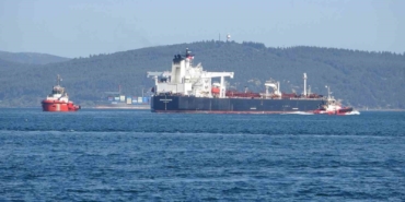canakkale-bogazi-tek-yonlu-trafige-acildi-gKGQTLvk.jpg