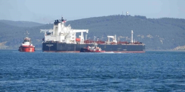 canakkale-bogazinda-ham-petrol-tankeri-suruklendi-1Dl3IglG.jpg