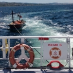 canakkale-bogazinda-suruklenen-tekne-kurtarildi-fBUahELV.jpg