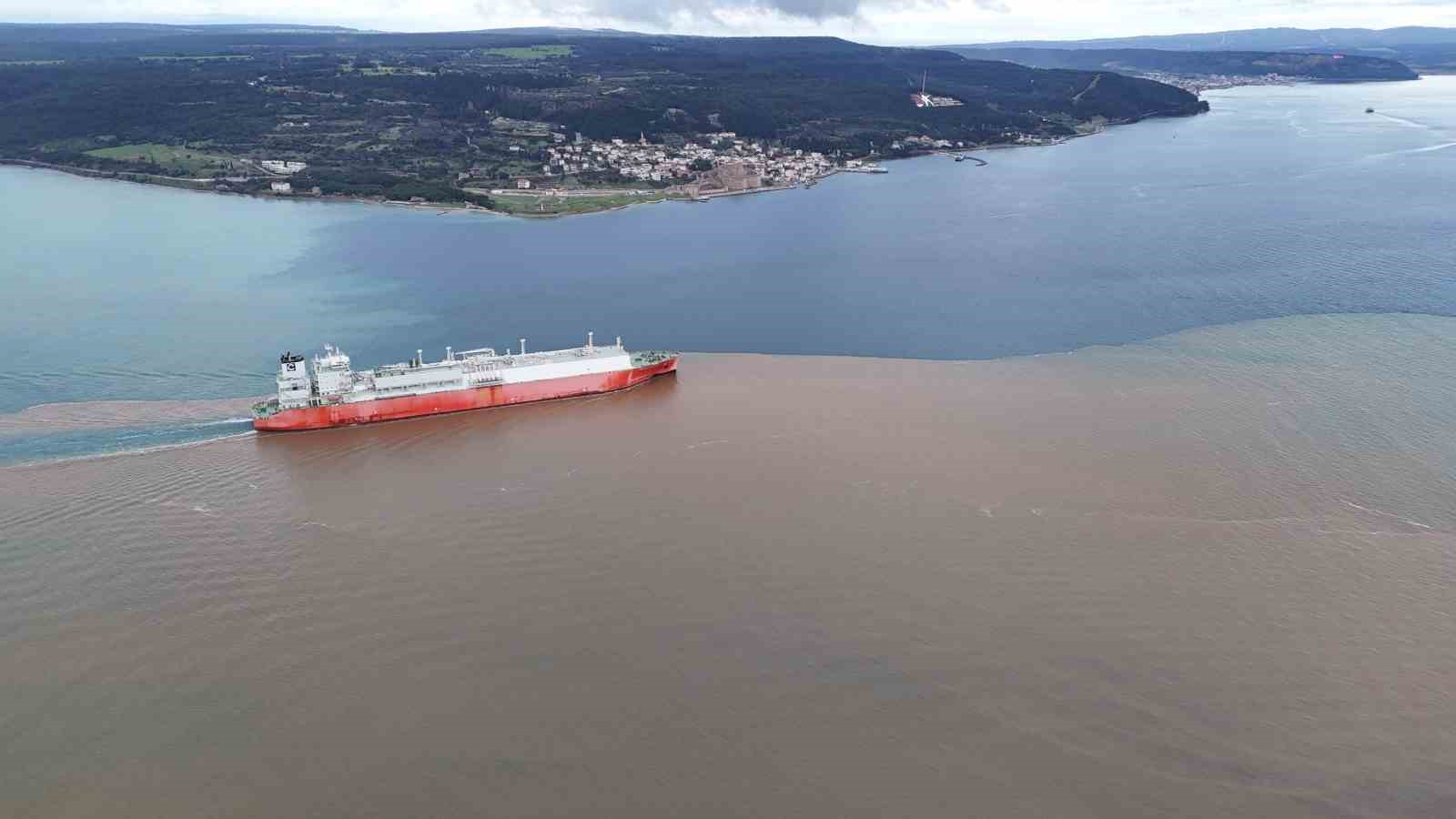 canakkale bogazinin rengi degisti avrupa yakasi mavi olarak kaldi 3 OjOGRJbJ